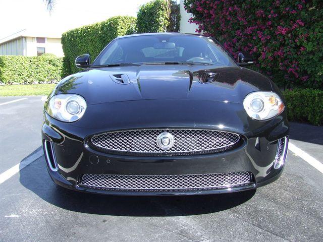 JAGUAR XKR 2010 photo 2