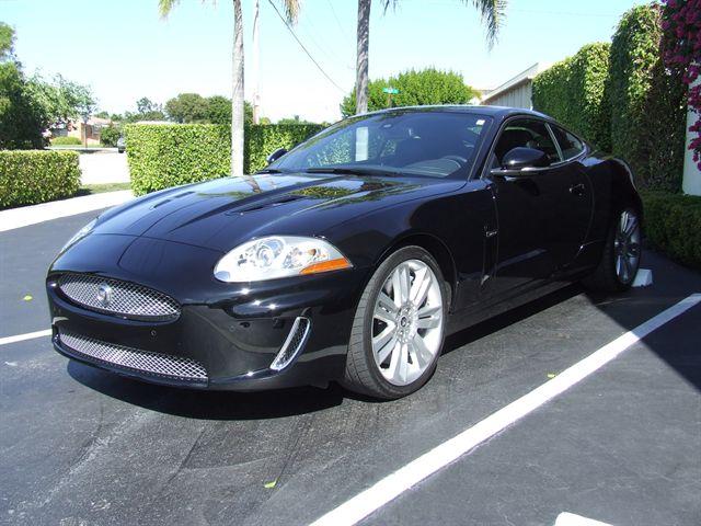 JAGUAR XKR 2010 photo 3