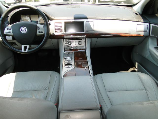 JAGUAR XF 2009 photo 7