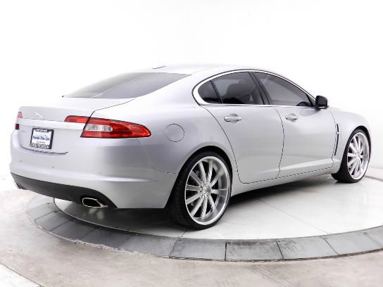 JAGUAR XF 2009 photo 3