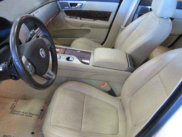 JAGUAR XF 2009 photo 12