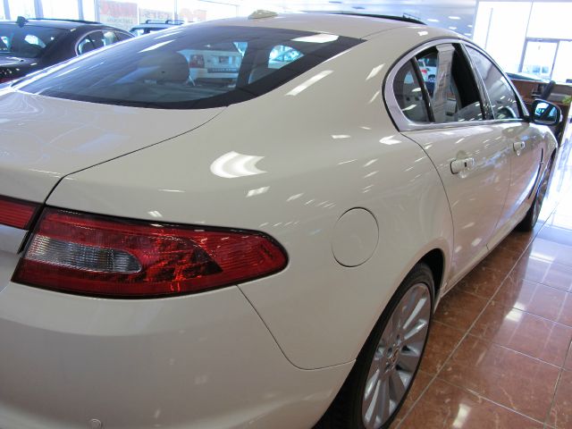 JAGUAR XF 2009 photo 21