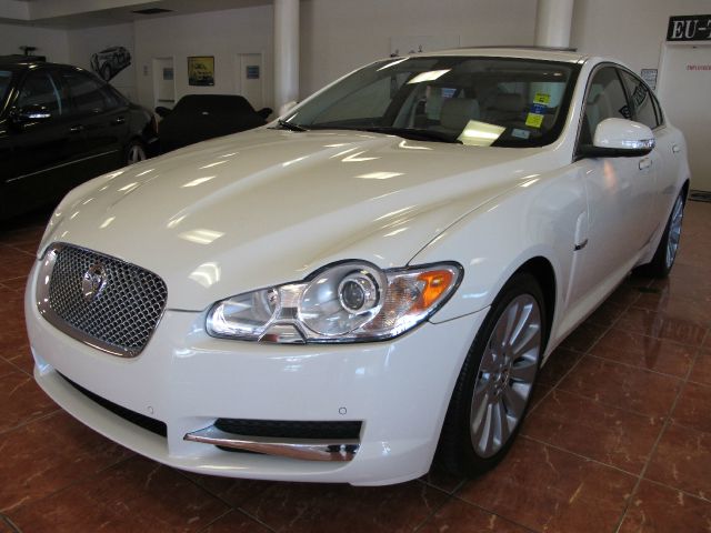 JAGUAR XF 2009 photo 22