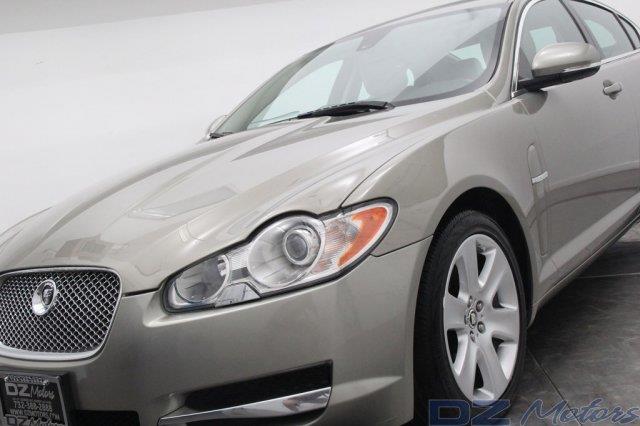 JAGUAR XF 2010 photo 100