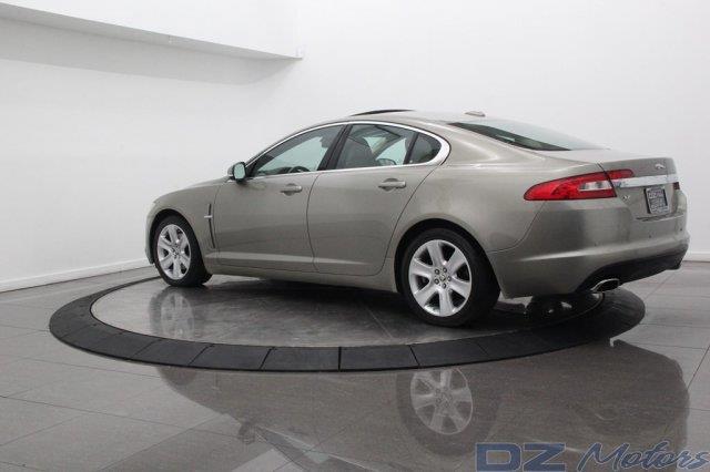 JAGUAR XF 2010 photo 108