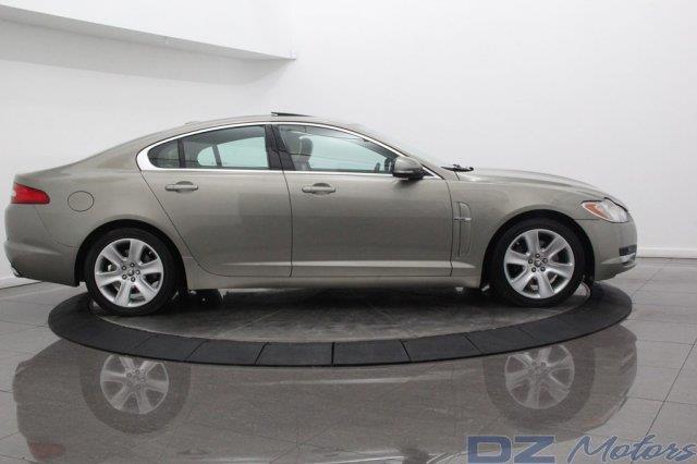 JAGUAR XF 2010 photo 12