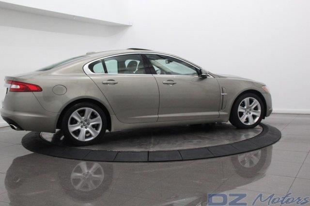 JAGUAR XF 2010 photo 20