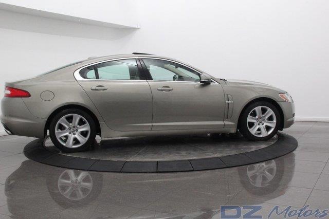 JAGUAR XF 2010 photo 34