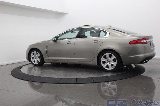 JAGUAR XF 2010 photo 36