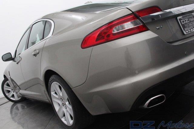 JAGUAR XF 2010 photo 75