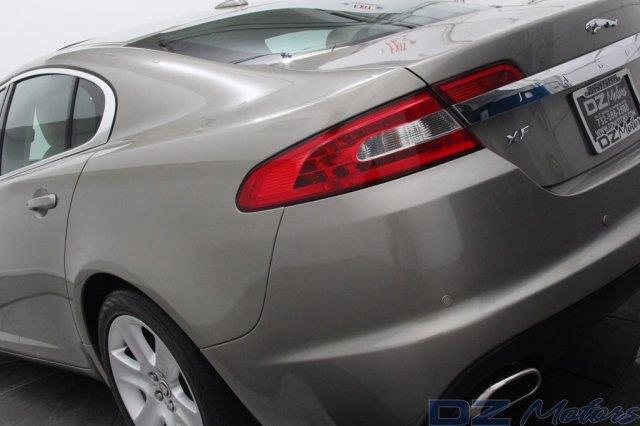 JAGUAR XF 2010 photo 93