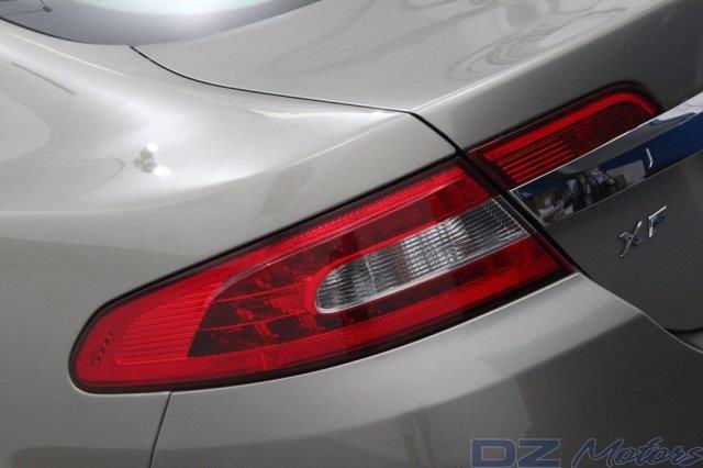 JAGUAR XF 2010 photo 94