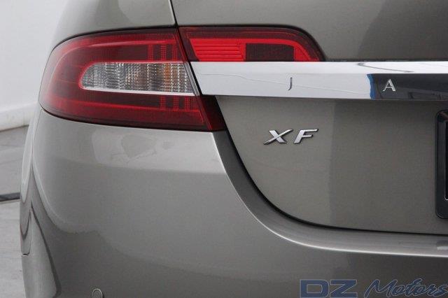 JAGUAR XF 2010 photo 97