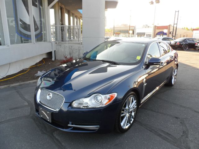 JAGUAR XF 2010 photo 1