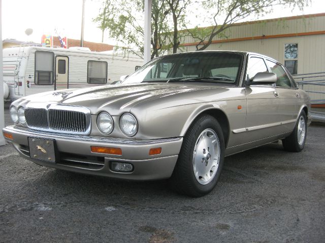 JAGUAR XJ6 1996 photo 2