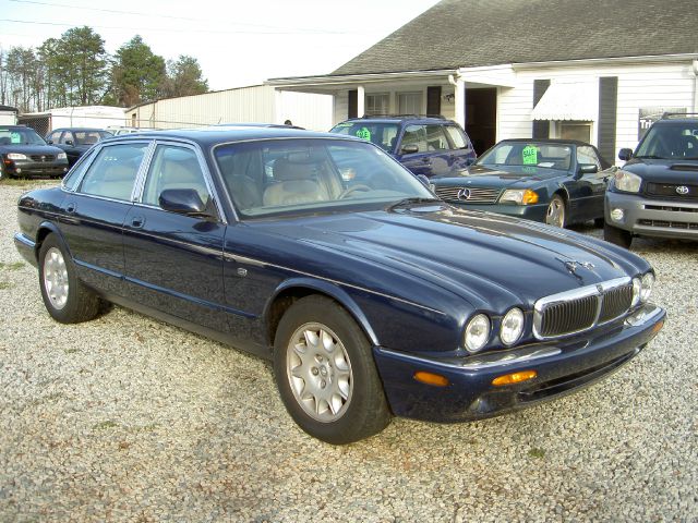 JAGUAR XJ8 1999 photo 1