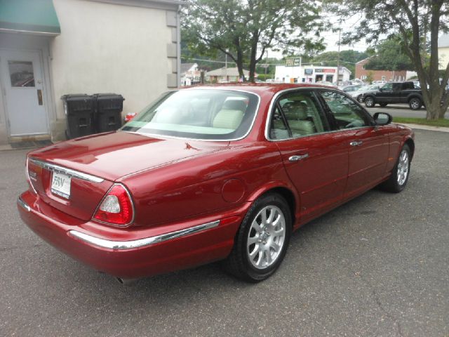 JAGUAR XJ8 2004 photo 1