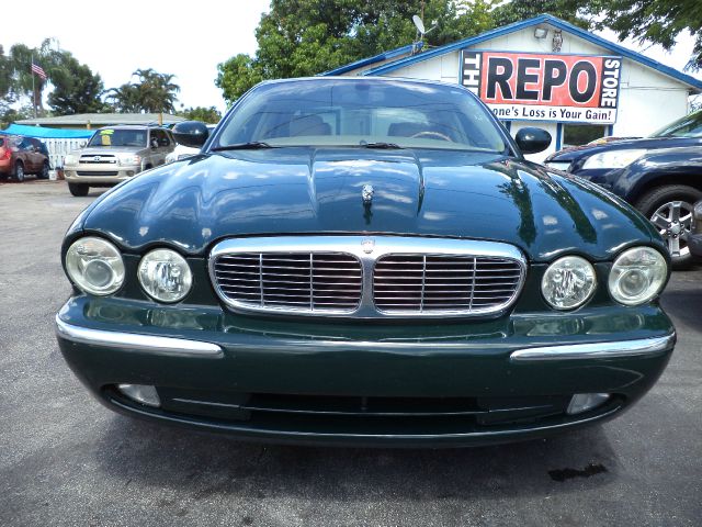 JAGUAR XJ8 2004 photo 1