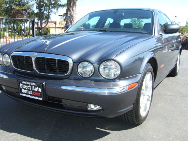 JAGUAR XJ8 2004 photo 1