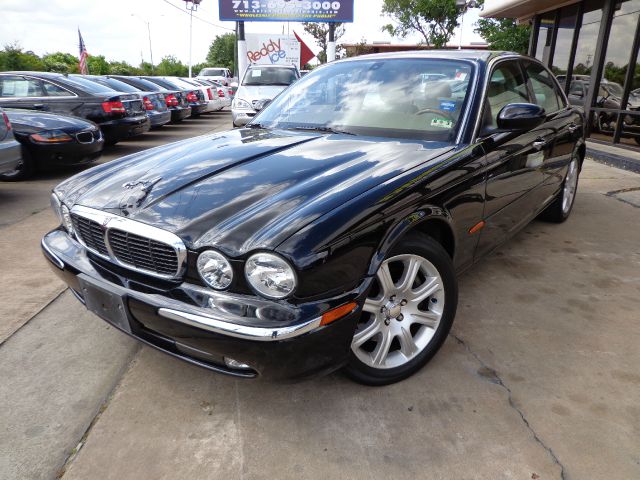 JAGUAR XJ8 2004 photo 1