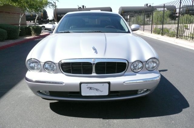 JAGUAR XJ8 2004 photo 17