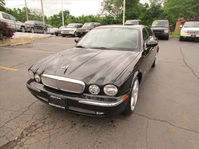 JAGUAR XJ8 2005 photo 2