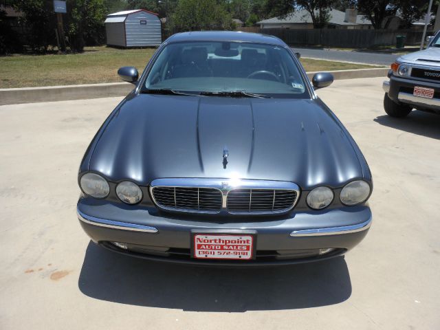 JAGUAR XJ8 2005 photo 1