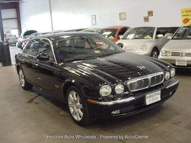 JAGUAR XJ8 2005 photo 1