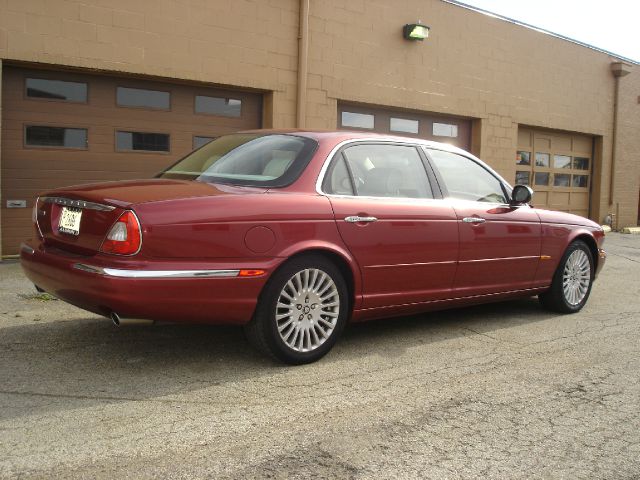 JAGUAR XJ8 2005 photo 19