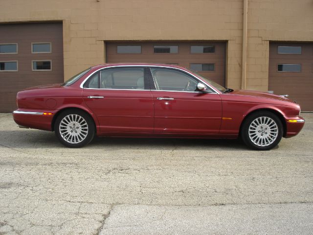 JAGUAR XJ8 2005 photo 20