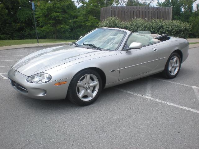 JAGUAR XK8 1999 photo 3