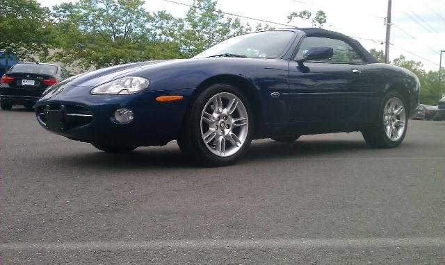 JAGUAR XK8 2001 photo 2