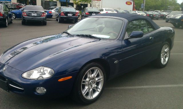 JAGUAR XK8 2001 photo 3