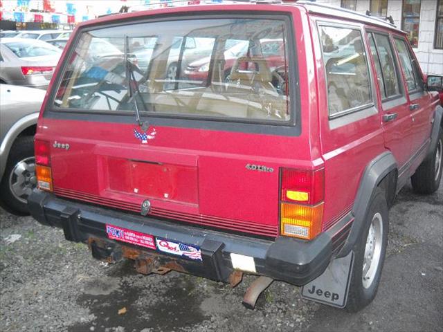 Jeep Cherokee 1988 photo 2