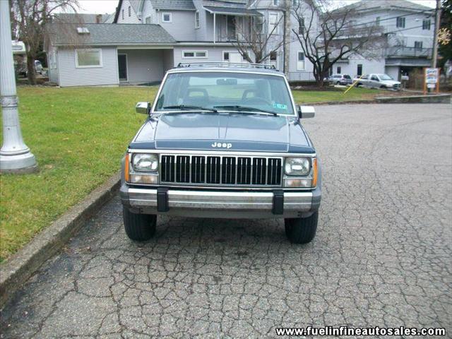 Jeep Cherokee 1989 photo 2