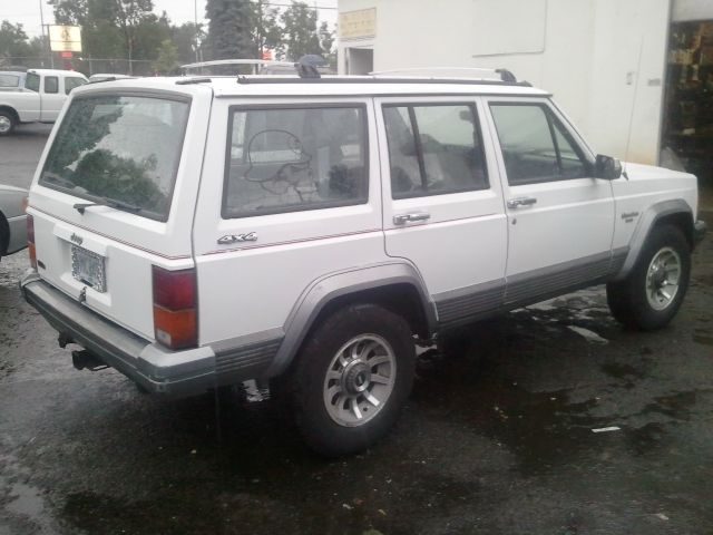 Jeep Cherokee 1992 photo 2