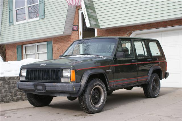 Jeep Cherokee SE Sport Utility