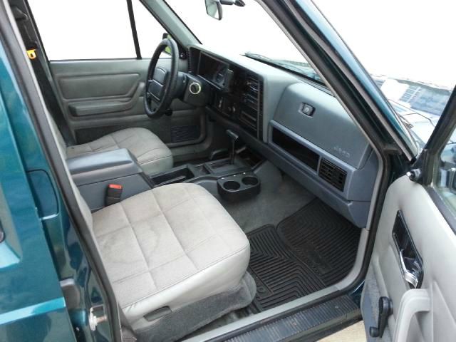 Jeep Cherokee 1996 photo 11