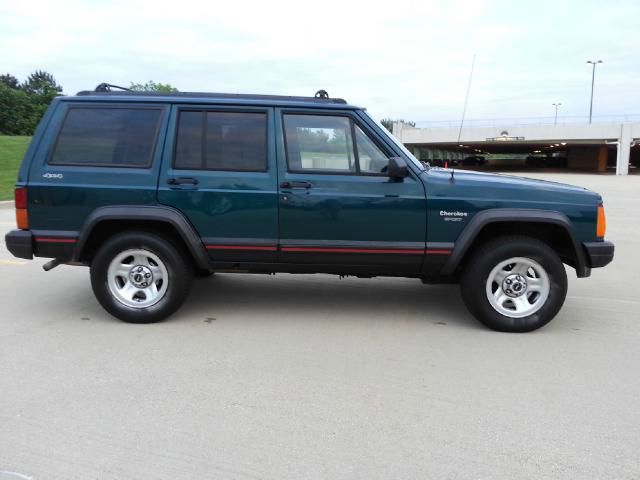 Jeep Cherokee 1996 photo 4