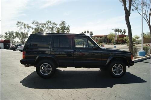 Jeep Cherokee 1996 photo 1