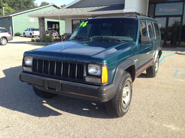 Jeep Cherokee 1996 photo 2