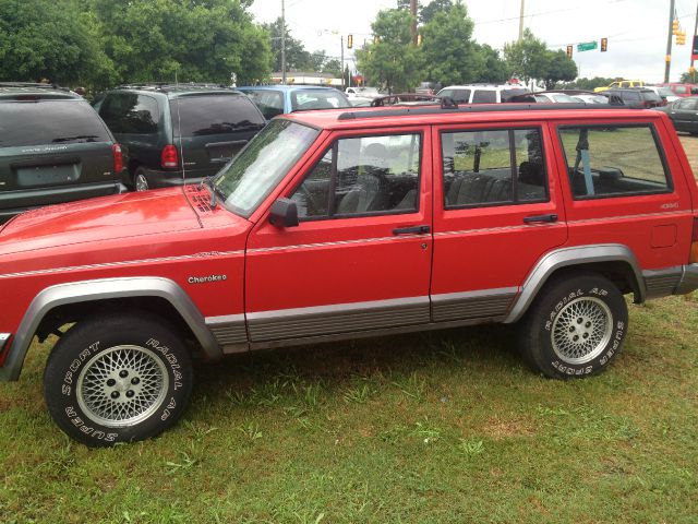 Jeep Cherokee 1996 photo 4