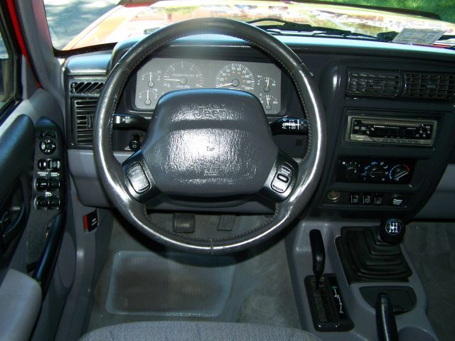 Jeep Cherokee 1997 photo 10