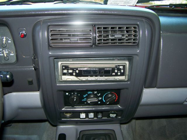 Jeep Cherokee 1997 photo 15