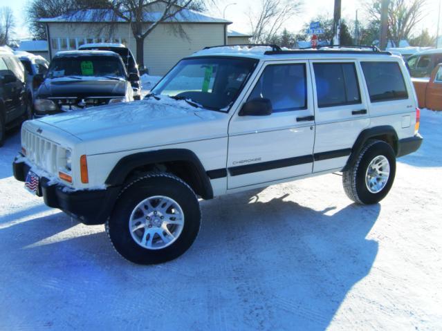 Jeep Cherokee 1997 photo 1