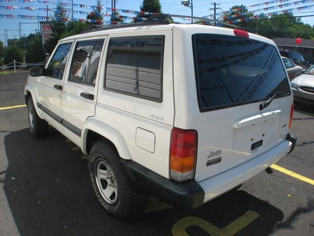 Jeep Cherokee 1997 photo 4