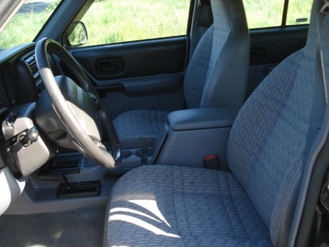 Jeep Cherokee 1997 photo 3