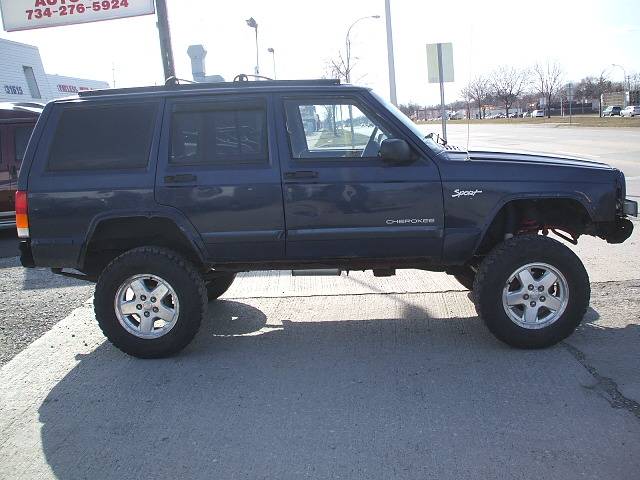 Jeep Cherokee 1997 photo 4