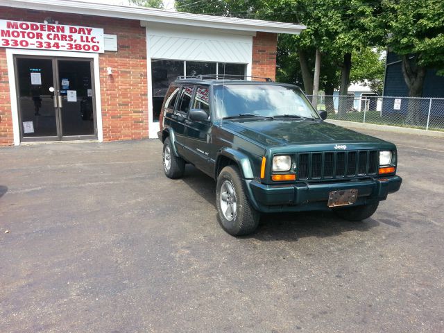 Jeep Cherokee 1999 photo 1