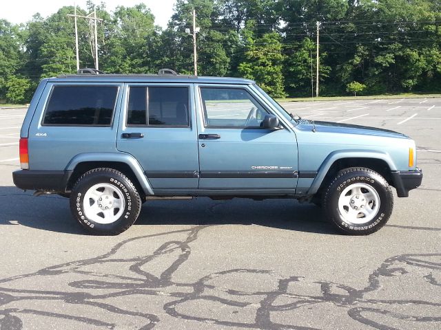 Jeep Cherokee 1999 photo 26